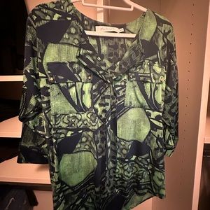 TBAGS LOS ANGELES BUTTON UP BLOUSE SIZE XS